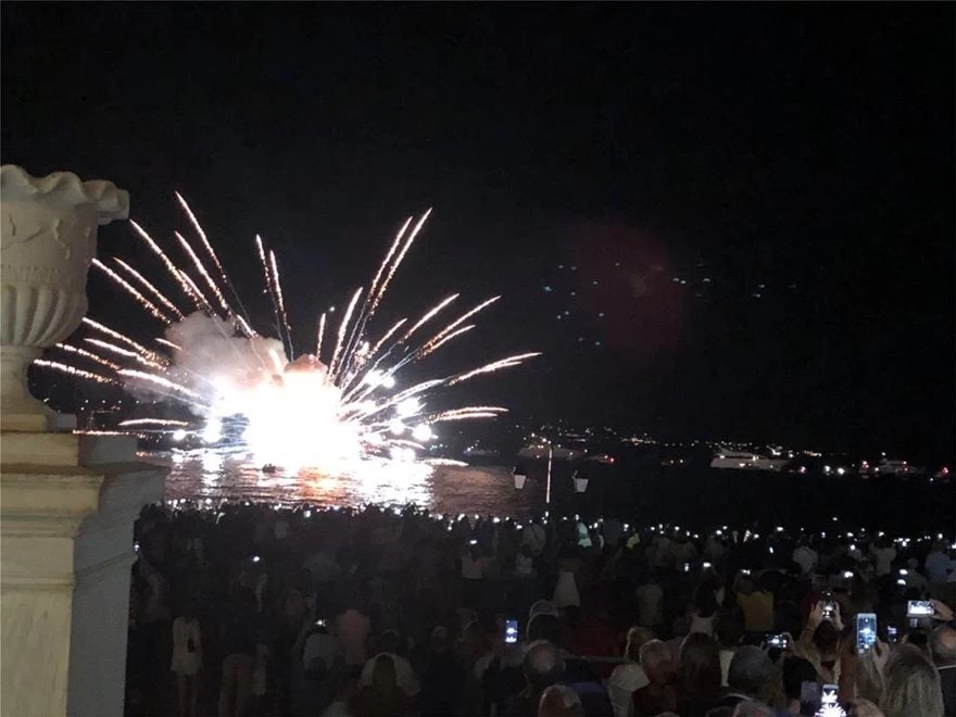 Αρμάτα 2019: Δείτε την εντυπωσιακή αναπαράσταση στο λιμάνι των Σπετσών – Βίντεο, Εικόνες